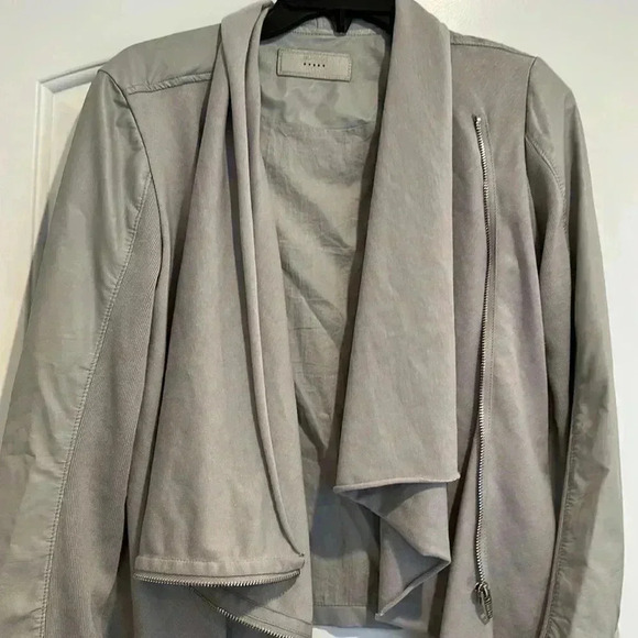 BlankNYC Gray Faux Leather Knit, Asymmetrical Zip Jacket Sz S - Picture 2 of 7